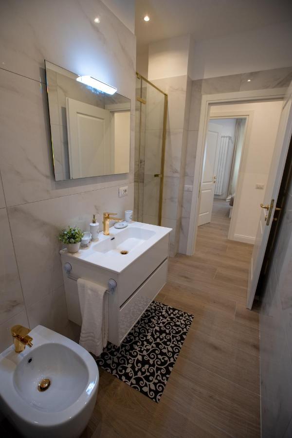 Suite Imperiale Colosseo Rom Exterior foto